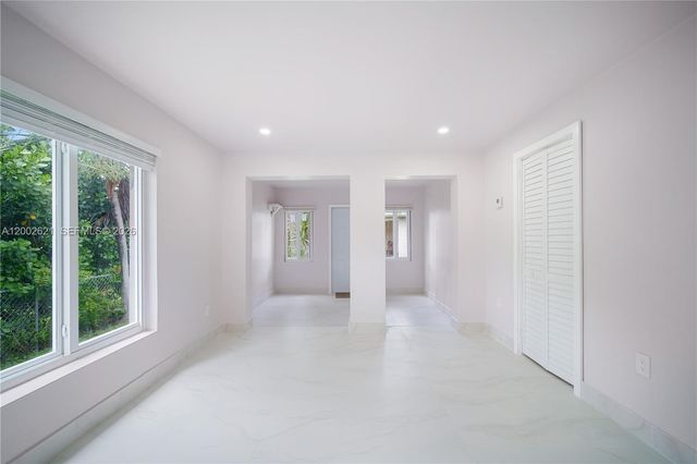 2456 Jackson St 1, Hollywood, FL 33020