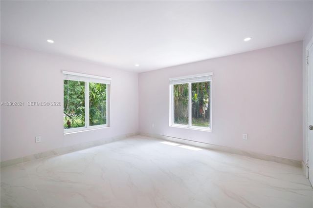 2456 Jackson St 1, Hollywood, FL 33020