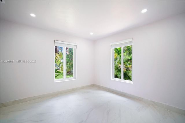 2456 Jackson St 1, Hollywood, FL 33020