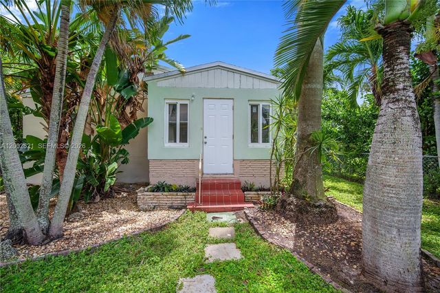 2456 Jackson St 1, Hollywood, FL 33020