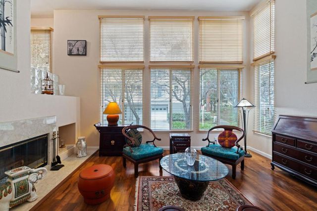 425 Navaro Way 108, San Jose, CA 95134