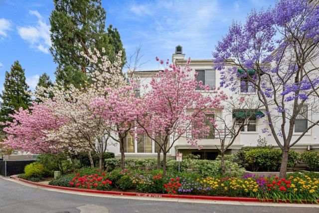 425 Navaro Way 108, San Jose, CA 95134