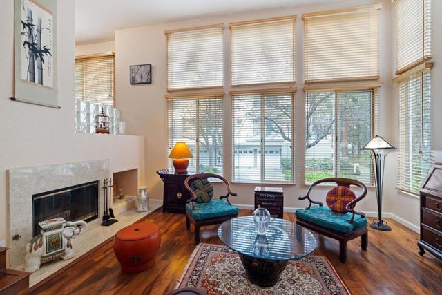 425 Navaro Way 108, San Jose, CA 95134