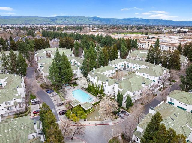 425 Navaro Way 108, San Jose, CA 95134
