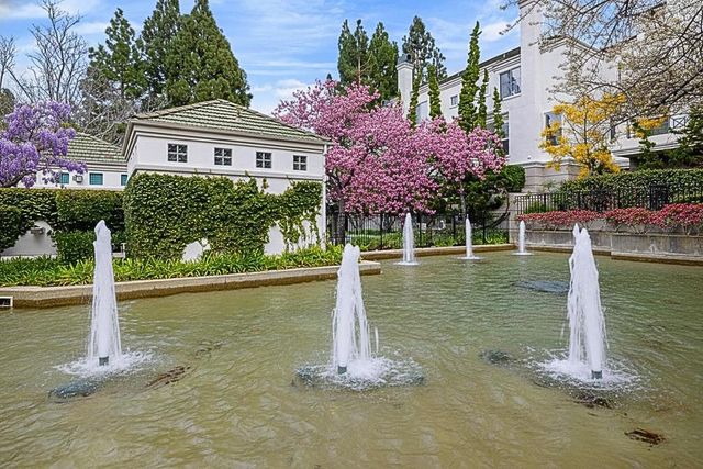 425 Navaro Way 108, San Jose, CA 95134