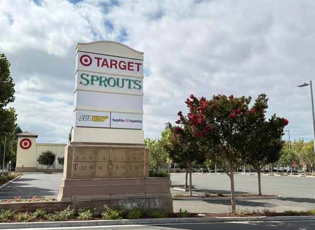 425 Navaro Way 108, San Jose, CA 95134