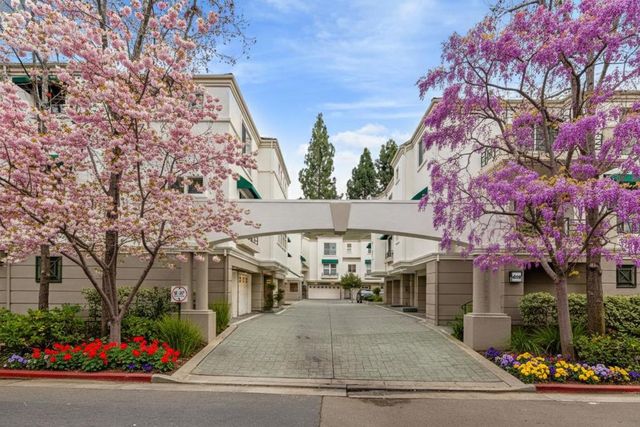 425 Navaro Way 108, San Jose, CA 95134