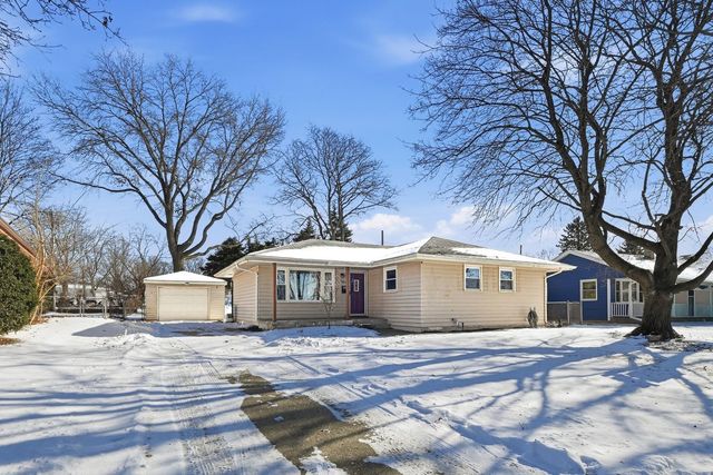 5012 Upland Drive, Rockford, IL 61108