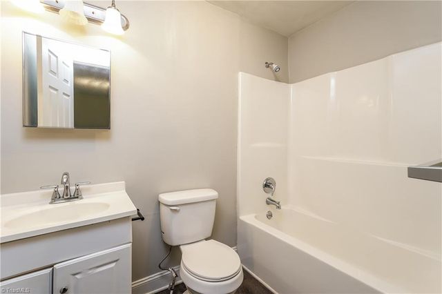 603 Edgewood Avenue, Thomasville, NC 27360