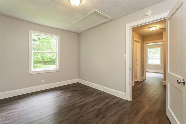 603 Edgewood Avenue, Thomasville, NC 27360