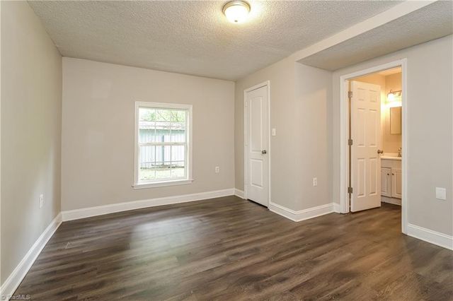 603 Edgewood Avenue, Thomasville, NC 27360