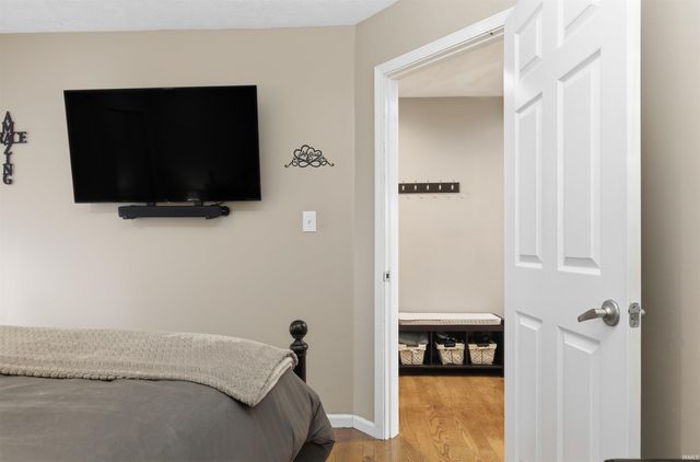 1922 E Bay Pointe Drive, Bloomington, IN 47401