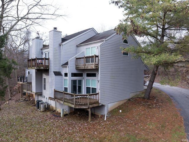 1922 E Bay Pointe Drive, Bloomington, IN 47401