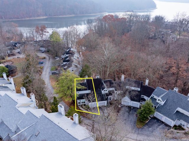 1922 E Bay Pointe Drive, Bloomington, IN 47401