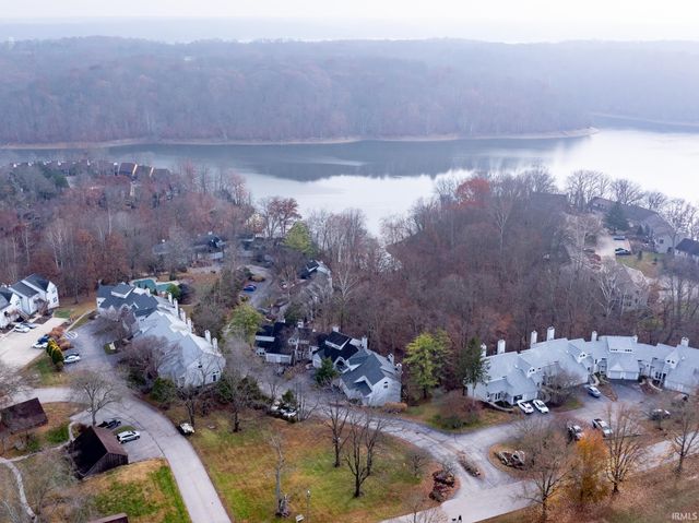 1922 E Bay Pointe Drive, Bloomington, IN 47401