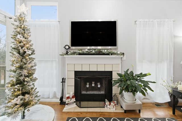 1922 E Bay Pointe Drive, Bloomington, IN 47401