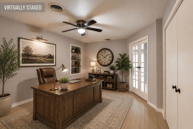 1107 Donna Kay Dr, Kerrville, TX 78028
