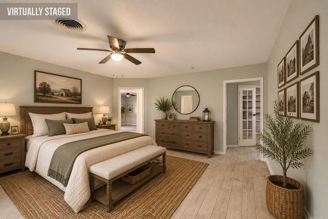 1107 Donna Kay Dr, Kerrville, TX 78028