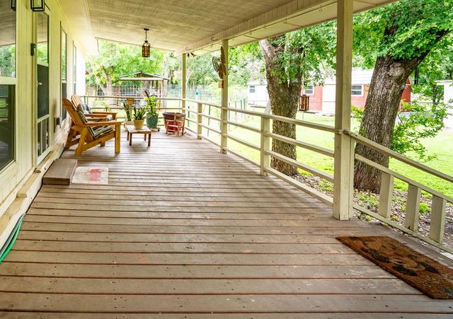 1107 Donna Kay Dr, Kerrville, TX 78028