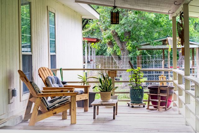 1107 Donna Kay Dr, Kerrville, TX 78028
