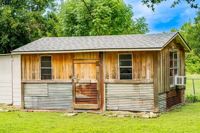 1107 Donna Kay Dr, Kerrville, TX 78028