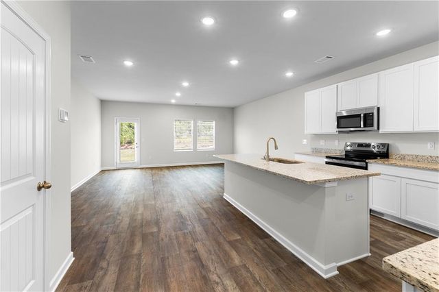 5276 Magnolia Grove Way, Gainesville, GA 30504