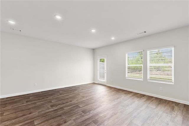 5276 Magnolia Grove Way, Gainesville, GA 30504