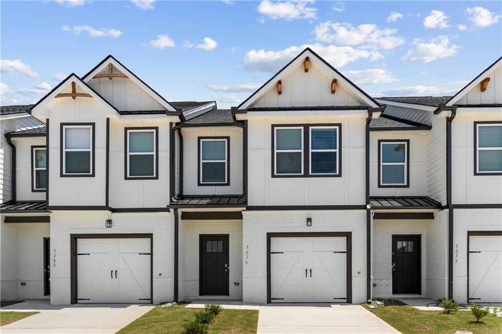 5276 Magnolia Grove Way, Gainesville, GA 30504