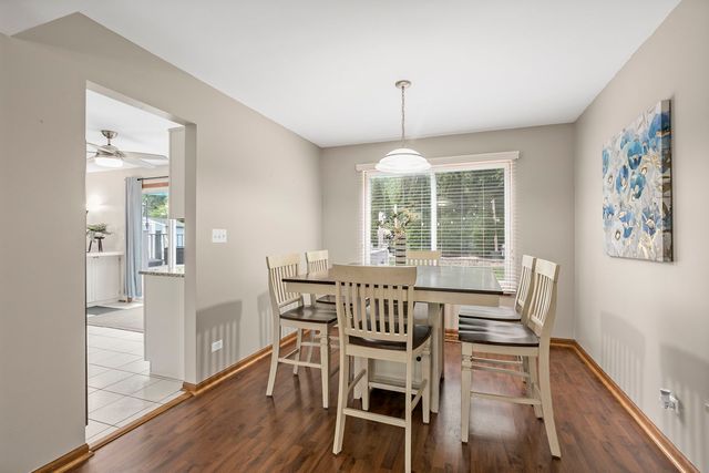 832 Fox Chase Drive, Round Lake Beach, IL 60073