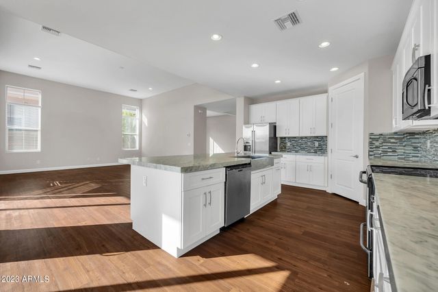 24519 N 44TH Lane, Glendale, AZ 85310