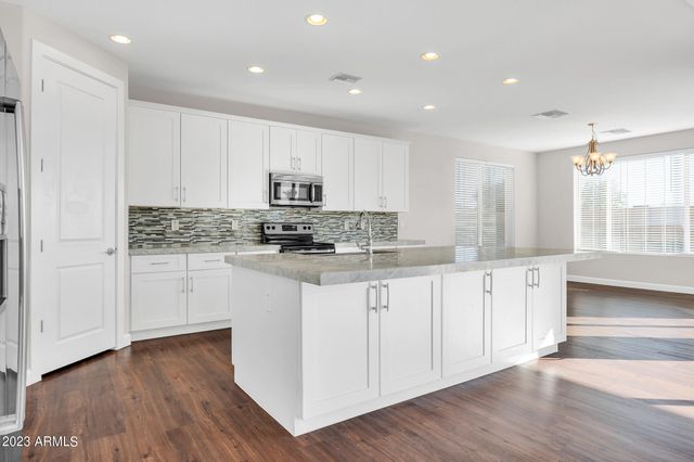 24519 N 44TH Lane, Glendale, AZ 85310