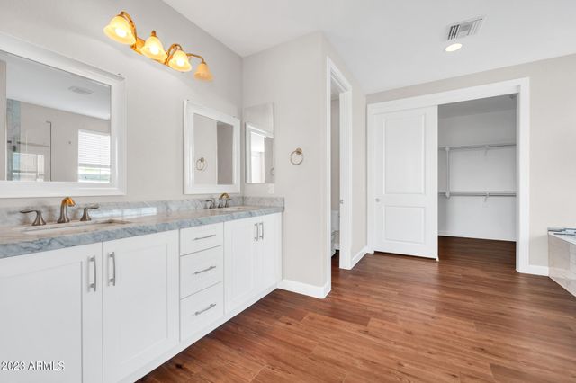 24519 N 44TH Lane, Glendale, AZ 85310