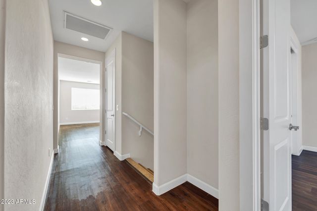 24519 N 44TH Lane, Glendale, AZ 85310