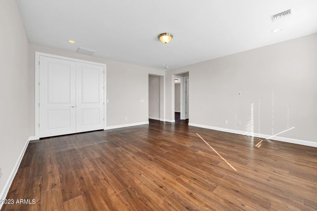 24519 N 44TH Lane, Glendale, AZ 85310