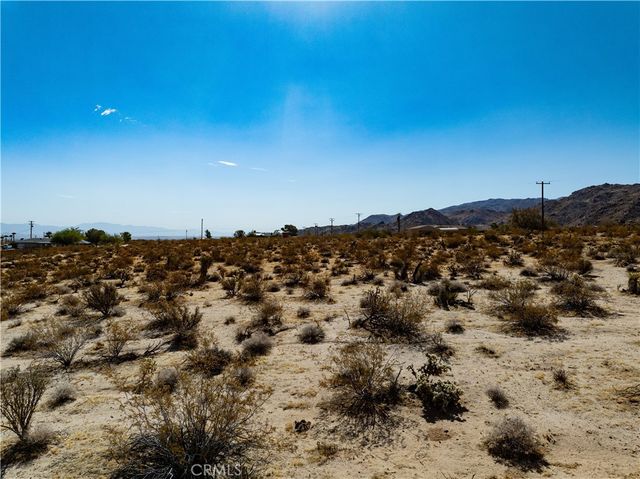 7136 Sullivan, 29 Palms, CA 92277