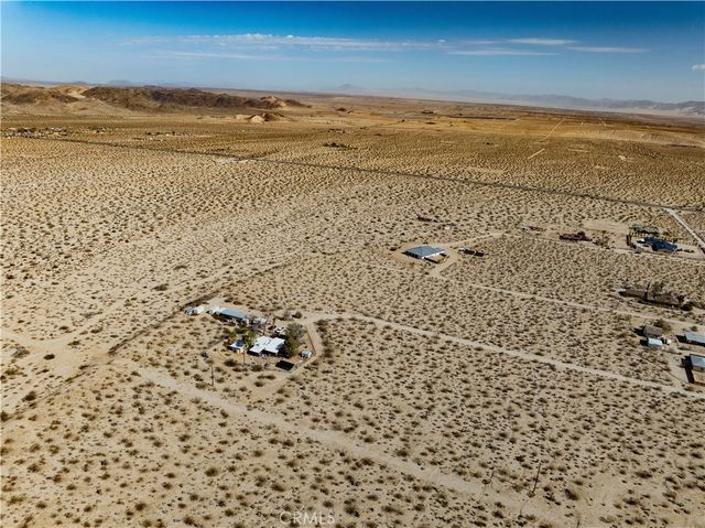 7136 Sullivan, 29 Palms, CA 92277