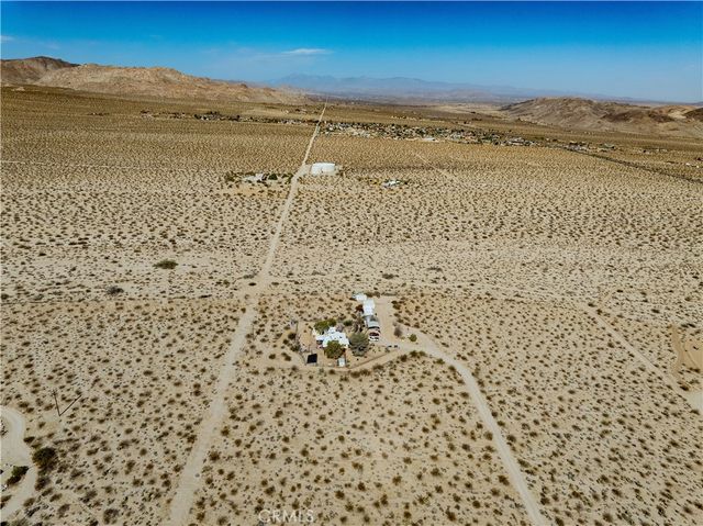 7136 Sullivan, 29 Palms, CA 92277
