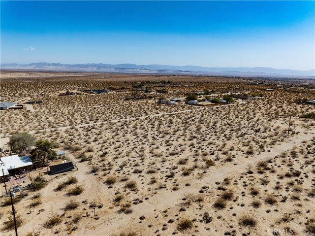 7136 Sullivan, 29 Palms, CA 92277