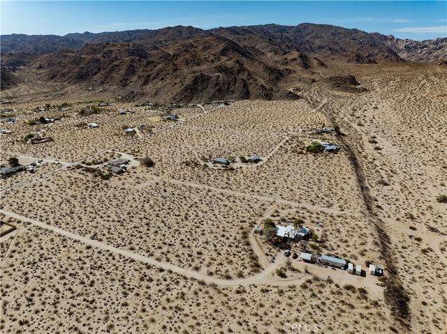 7136 Sullivan, 29 Palms, CA 92277