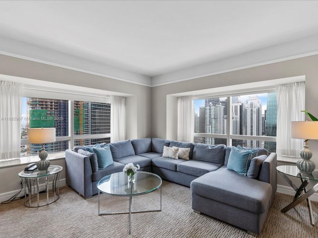 1435 Brickell Ave 3212, Miami, FL 33131