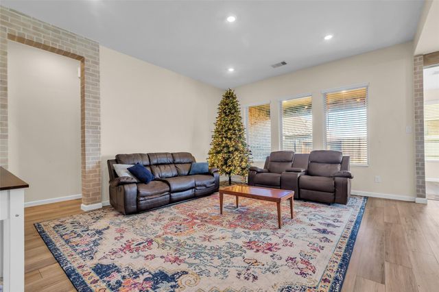 9502 Marble Park Lane, Baytown, TX 77521