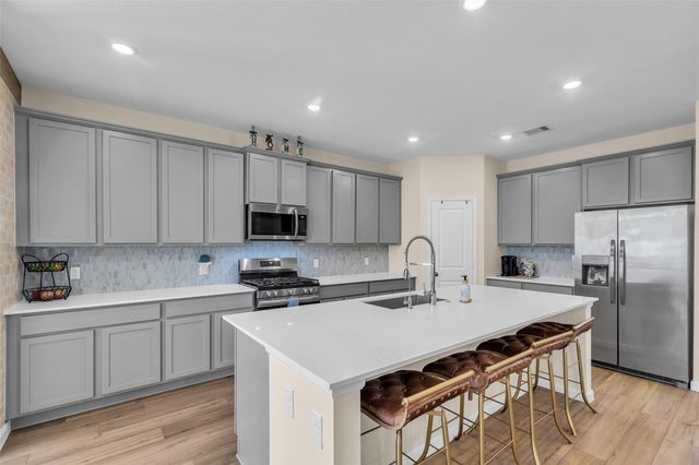 9502 Marble Park Lane, Baytown, TX 77521