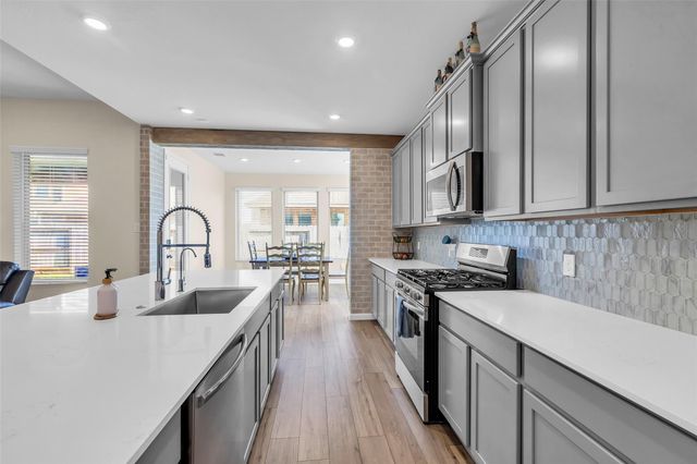 9502 Marble Park Lane, Baytown, TX 77521