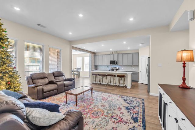 9502 Marble Park Lane, Baytown, TX 77521