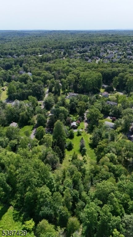 5 2Nd St, Warren Twp., NJ 07059