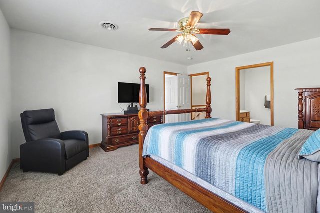 134 SABLE DR, Carlisle, PA 17013