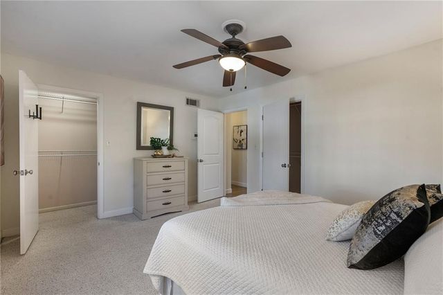 136 Peachtree Memorial NW Drive RI2, Atlanta, GA 30309