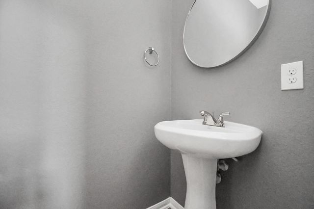 6011 Coleus Street, Crosby, TX 77532