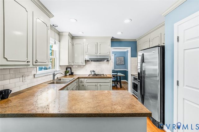 4407 Shoremeade Rd, North Chesterfield, VA 23234