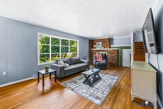 4407 Shoremeade Rd, North Chesterfield, VA 23234